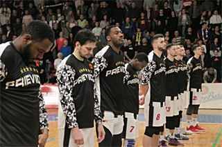 BC Prievidza– MBK Handlová 77:67 (foto: Ladislav Szibilla)