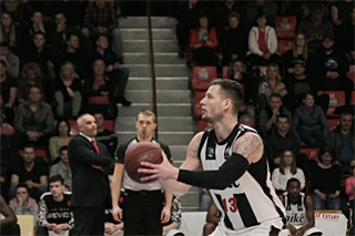 BC Prievidza– MBK Handlová 77:67 (foto: Ladislav Szibilla)