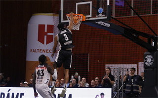 Európsky pohár FIBA: BC Prievidza - Surne Bilbao Basket 61:84 (Foto Ladislav Szibilla)	