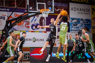 8. kolo TIPOS SBL: BC Prievidza : Slávia SPU Nitra 73:66 (Vladimír Králik)	