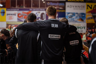 8. kolo TIPOS SBL: BC Prievidza : Slávia SPU Nitra 73:66 (Vladimír Králik)	