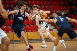 1. liga: BC Prievidza B - Nitra Blue Wings B 98:71 (Vladimír Králik)