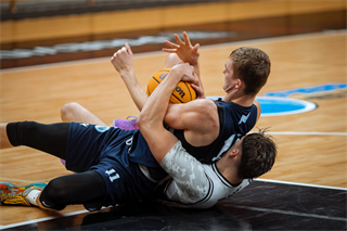 1. liga: BC Prievidza B - Nitra Blue Wings B 98:71 (Vladimír Králik)