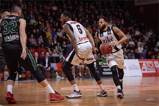 BC Prievidza– MBK Handlová 77:67 (foto: Vladimír Králik)