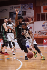 BC Prievidza– MBK Handlová 77:67 (foto: Vladimír Králik)