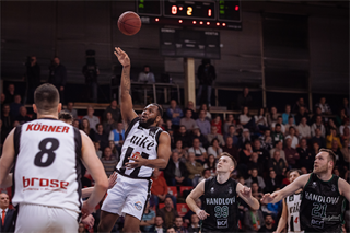 BC Prievidza– MBK Handlová 77:67 (foto: Vladimír Králik)