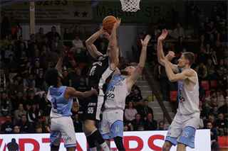 9. kolo TIPOS SBL: BC Prievidza - Nitra Blue Wings 63:80 (Ladislav Szibilla)	