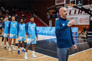 9. kolo TIPOS SBL: BC Prievidza - Nitra Blue Wings 63:80 (Vladimír Králik)