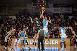 9. kolo TIPOS SBL: BC Prievidza - Nitra Blue Wings 63:80 (Vladimír Králik)