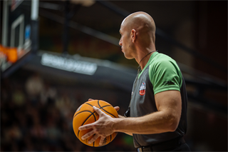 9. kolo TIPOS SBL: BC Prievidza - Nitra Blue Wings 63:80 (Vladimír Králik)