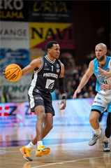 9. kolo TIPOS SBL: BC Prievidza - Nitra Blue Wings 63:80 (Vladimír Králik)