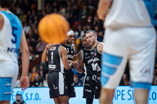 9. kolo TIPOS SBL: BC Prievidza - Nitra Blue Wings 63:80 (Vladimír Králik)