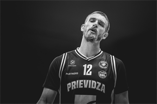 9. kolo TIPOS SBL: BC Prievidza - Nitra Blue Wings 63:80 (Vladimír Králik)