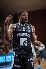 9. kolo TIPOS SBL: BC Prievidza - Nitra Blue Wings 63:80 (Vladimír Králik)