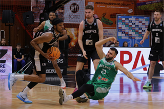 Európsky pohár FIBA: BC Prievidza - BC Balkan Botevgrad 83:59 (Foto: Ladislav Szibilla)