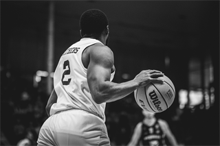 10. kolo TIPOS SBL: BC Prievidza - Inter Bratislava 81:83 (Vladimír Králik)	