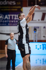 10. kolo TIPOS SBL: BC Prievidza - Inter Bratislava 81:83 (Vladimír Králik)	