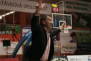 BC Prievidza- MBK Rieker Com-Therm Komárno 81:61 (foto: Ladislav Szibilla)