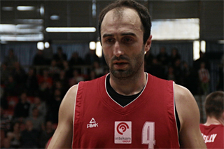 BC Prievidza- MBK Rieker Com-Therm Komárno 81:61 (foto: Ladislav Szibilla)