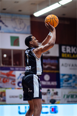 12. kolo TIPOS SBL: BC Prievidza - Patrioti Levice 72:77 (Vladimír Králik)	