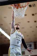 12. kolo TIPOS SBL: BC Prievidza - Patrioti Levice 72:77 (Vladimír Králik)	