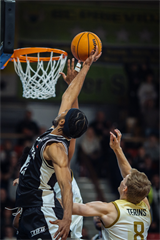12. kolo TIPOS SBL: BC Prievidza - Patrioti Levice 72:77 (Vladimír Králik)	