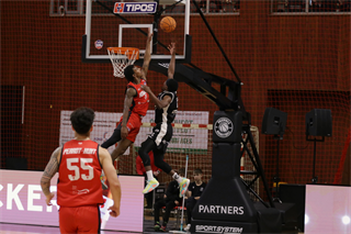 16. kolo TIPOS SBL: BC Prievidza - BC Komárno 104:102 (Ladislav Szibilla)