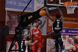 16. kolo TIPOS SBL: BC Prievidza - BC Komárno 104:102 (Ladislav Szibilla)