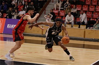 16. kolo TIPOS SBL: BC Prievidza - BC Komárno 104:102 (Ladislav Szibilla)