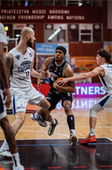 2. kolo Tipos SBL: BC Prievidza - Spišskí Rytieri 89:79 (Vladimír Králik)