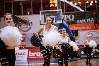 BC Prievidza-MBK Rieker Com-Therm Komárno 103:81  (foto: Vladimír Králik)