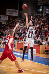 BC Prievidza-MBK Rieker Com-Therm Komárno 103:81  (foto: Vladimír Králik)
