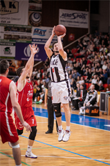 BC Prievidza-MBK Rieker Com-Therm Komárno 103:81  (foto: Vladimír Králik)