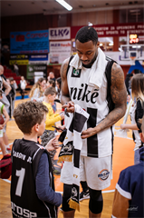 BC Prievidza-MBK Rieker Com-Therm Komárno 103:81  (foto: Vladimír Králik)