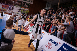 BC Prievidza-MBK Rieker Com-Therm Komárno 103:81  (foto: Vladimír Králik)