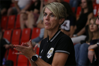 Slávnostné otvorenie novej palubovky: BC Prievidza - NH Ostrava 75:73 (foto: Ladislav Szibilla)	
