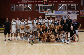 Slávnostné otvorenie novej palubovky: BC Prievidza - NH Ostrava 75:73 (foto: Ladislav Szibilla)	