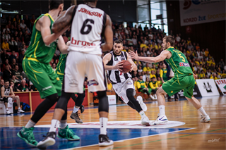 BC Prievidza - BK Levickí Patrioti 76:64 (foto: Vladimír Králik)