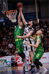 BC Prievidza - BK Levickí Patrioti 76:64 (foto: Vladimír Králik)
