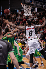 BC Prievidza - BK Levickí Patrioti 76:64 (foto: Vladimír Králik)