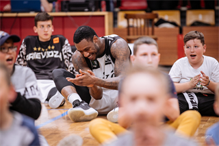 BC Prievidza - BK Levickí Patrioti 76:64 (foto: Vladimír Králik)