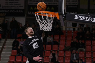 20. kolo Tipos SBL: BC Prievidza - Spišskí Rytieri 94:61 (Ladislav Szibilla)