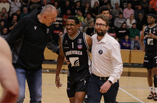 22. kolo Tipos SBL: BC Prievidza - MBK Handlová 100:85 (Ladislav Szibilla)