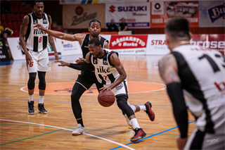 BC Prievidza - BK Inter Bratislava 77:83 (foto: Vladimír Králik)