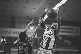 BC Prievidza - BK Inter Bratislava 77:83 (foto: Vladimír Králik)