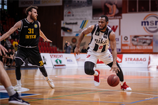 BC Prievidza - BK Inter Bratislava 77:83 (foto: Vladimír Králik)
