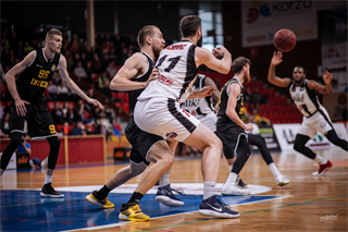 BC Prievidza - BK Inter Bratislava 77:83 (foto: Vladimír Králik)