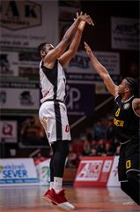BC Prievidza - BK Inter Bratislava 77:83 (foto: Vladimír Králik)