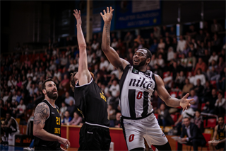 BC Prievidza - BK Inter Bratislava 77:83 (foto: Vladimír Králik)