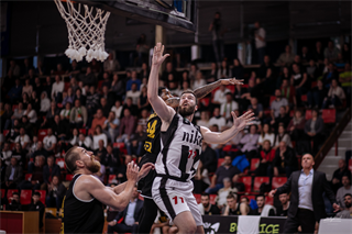 BC Prievidza - BK Inter Bratislava 77:83 (foto: Vladimír Králik)